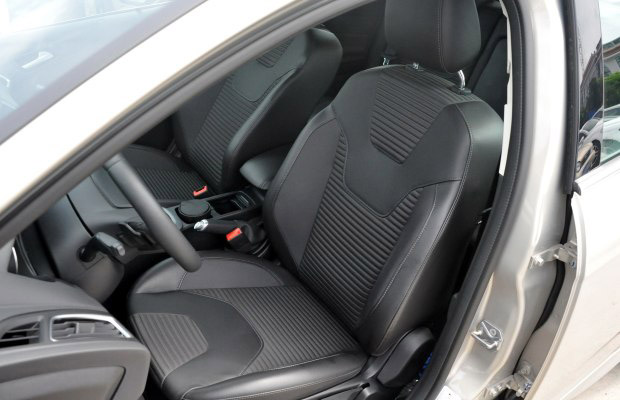 邵陽天嬌集團,新?？怂?2016款福克斯,福特CarPlay