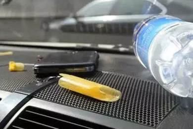 【天嬌用車(chē)學(xué)】暴曬后的汽車(chē)究竟有多毒？超乎你想象