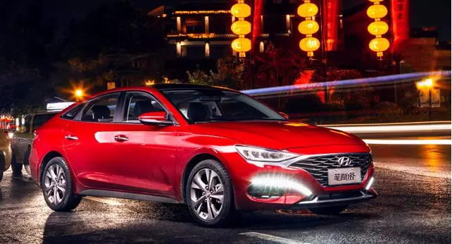 這些故障燈亮了，是愛車在向你“求救”！