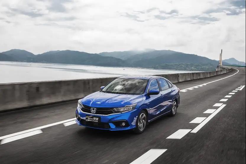 媒體視角丨享域銳·混動(dòng)，A級(jí)家轎市場的“生動(dòng)樣本”