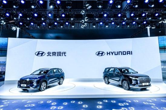 旗艦SUV雙雄領(lǐng)銜，現(xiàn)代開啟?！笆瘛皶r(shí)